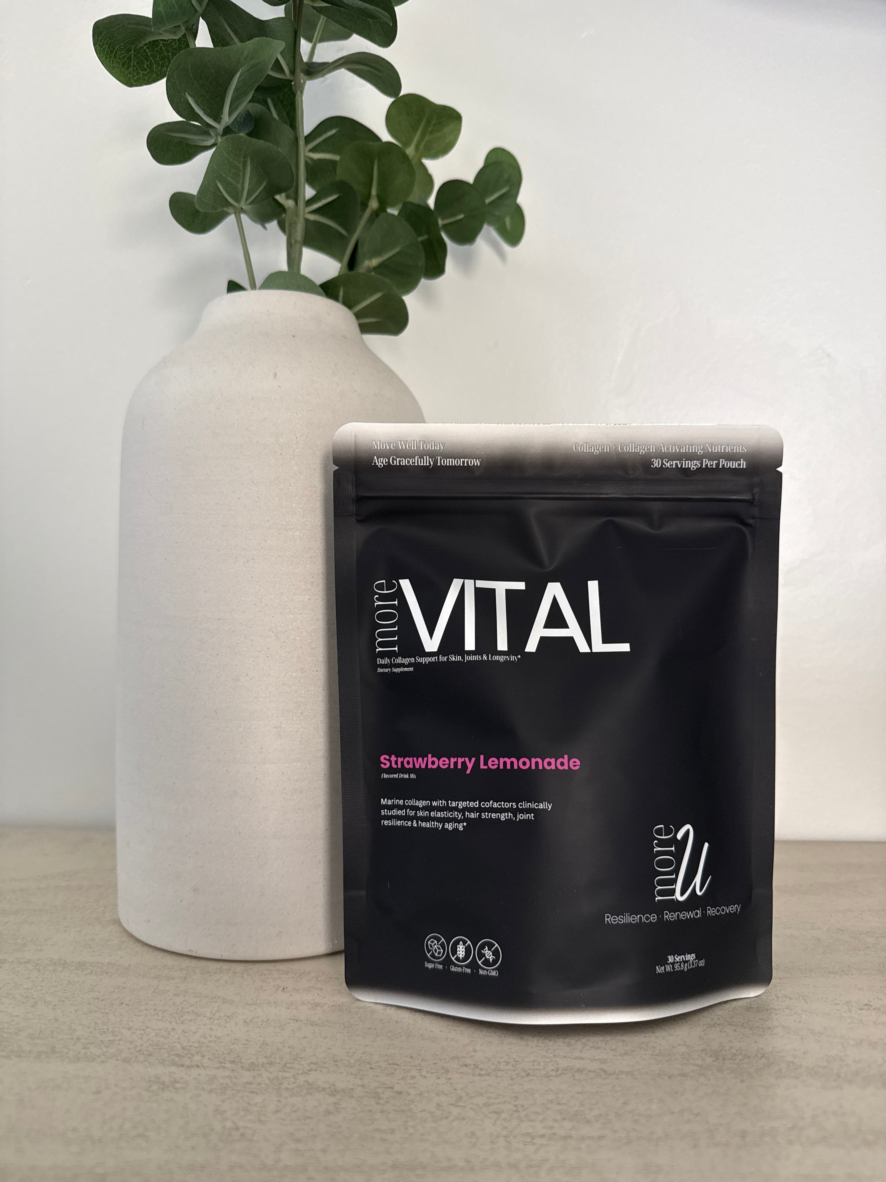moreVital Strawberry Lemonade collagen drink pouch — front